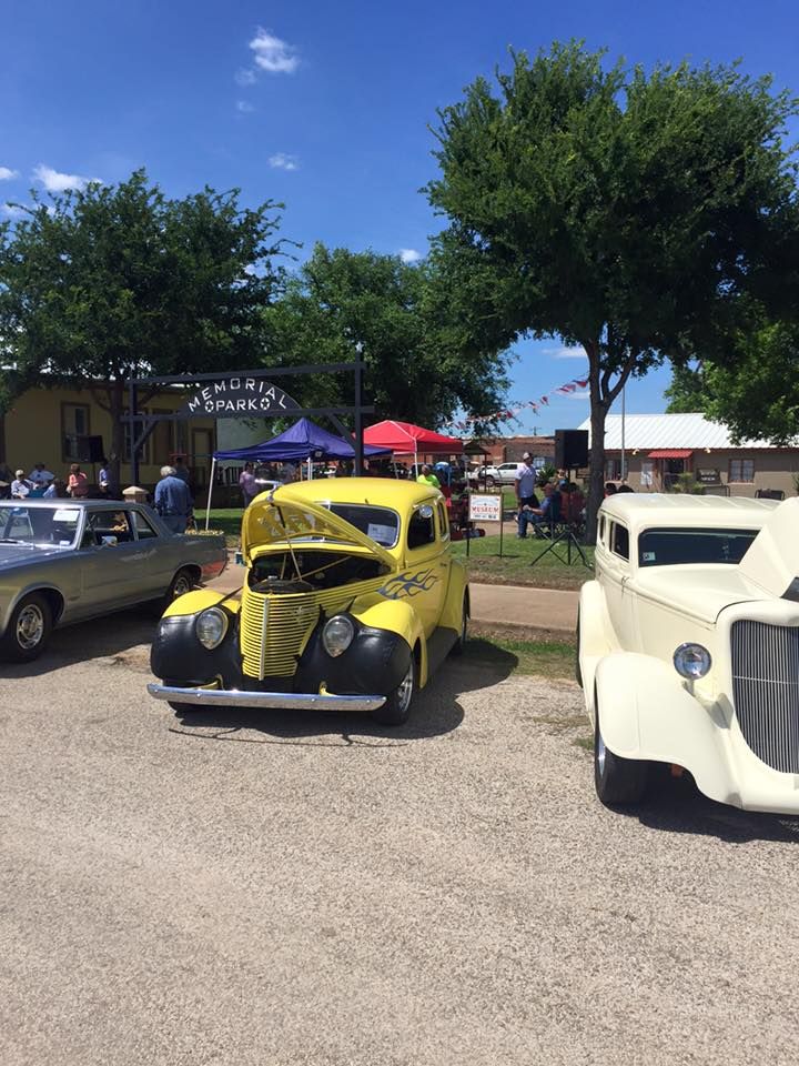 Rocking Rods Car Show